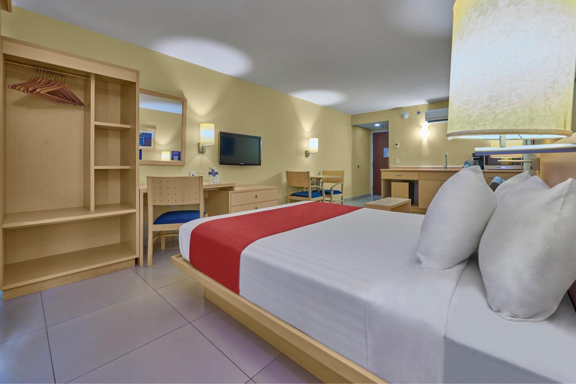 ซิตี้ เอ็กซ์เพรส กังกุน Hotel แคนคูน ภายนอก รูปภาพ